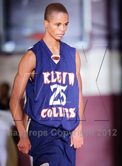Thumbnail 1 in Copperas Cove vs Klein Collins (McDonald's Texas Invitational) photogallery.