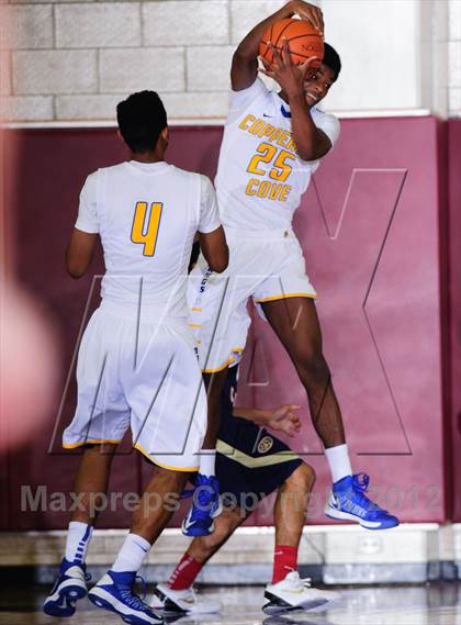 Thumbnail 3 in Copperas Cove vs Klein Collins (McDonald's Texas Invitational) photogallery.