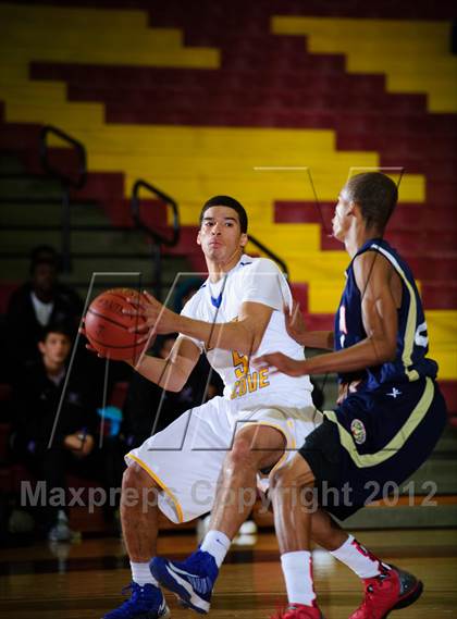 Thumbnail 1 in Copperas Cove vs Klein Collins (McDonald's Texas Invitational) photogallery.