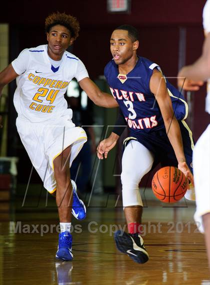 Thumbnail 2 in Copperas Cove vs Klein Collins (McDonald's Texas Invitational) photogallery.