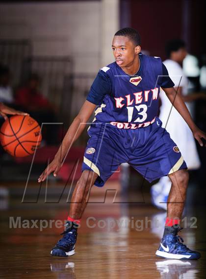 Thumbnail 3 in Copperas Cove vs Klein Collins (McDonald's Texas Invitational) photogallery.