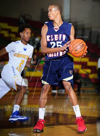 Thumbnail 3 in Copperas Cove vs Klein Collins (McDonald's Texas Invitational) photogallery.