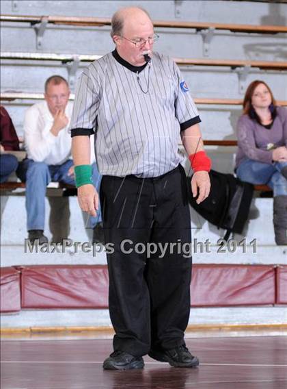 Thumbnail 2 in Benton vs Pinckneyville photogallery.