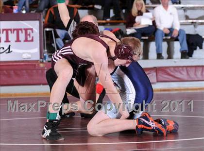 Thumbnail 3 in Benton vs Pinckneyville photogallery.