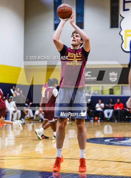 Thumbnail 3 in Thomas Jefferson Campus Vs Christ the King (City Is Mine HS Classic) photogallery.