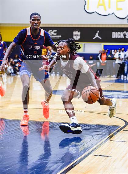 Thumbnail 2 in Thomas Jefferson Campus Vs Christ the King (City Is Mine HS Classic) photogallery.