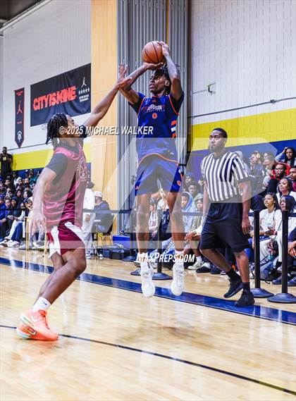 Thumbnail 3 in Thomas Jefferson Campus Vs Christ the King (City Is Mine HS Classic) photogallery.