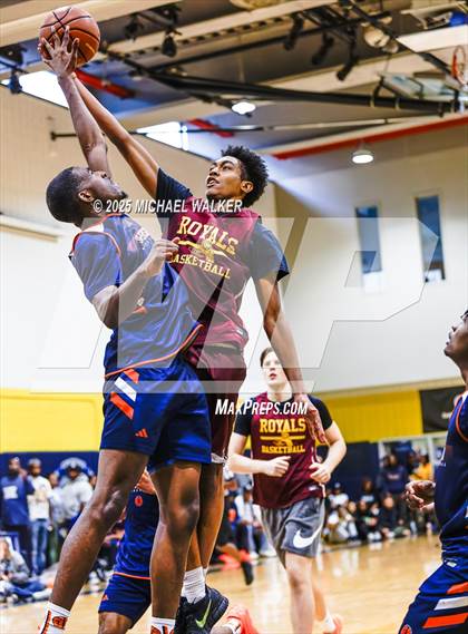 Thumbnail 3 in Thomas Jefferson Campus Vs Christ the King (City Is Mine HS Classic) photogallery.