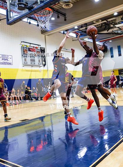 Thumbnail 2 in Thomas Jefferson Campus Vs Christ the King (City Is Mine HS Classic) photogallery.