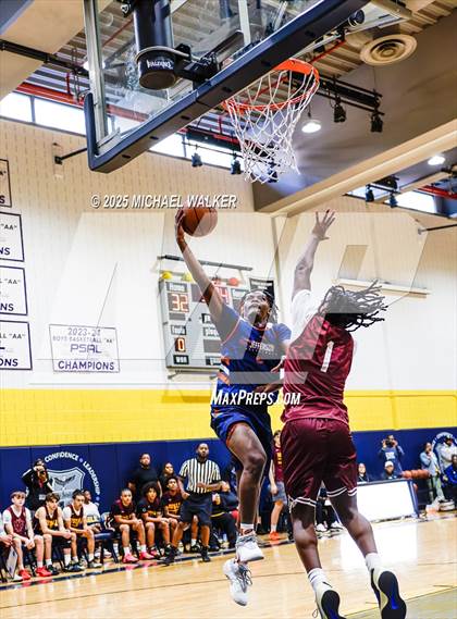 Thumbnail 2 in Thomas Jefferson Campus Vs Christ the King (City Is Mine HS Classic) photogallery.