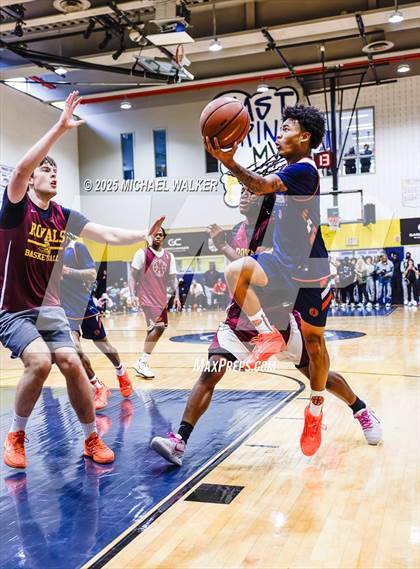 Thumbnail 2 in Thomas Jefferson Campus Vs Christ the King (City Is Mine HS Classic) photogallery.