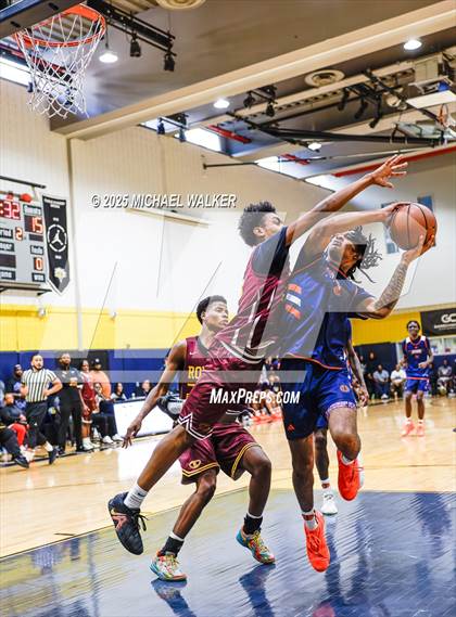 Thumbnail 2 in Thomas Jefferson Campus Vs Christ the King (City Is Mine HS Classic) photogallery.