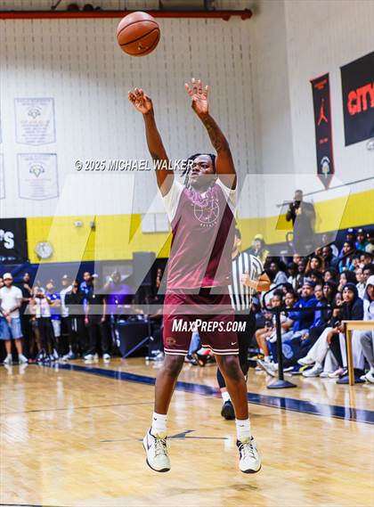 Thumbnail 1 in Thomas Jefferson Campus Vs Christ the King (City Is Mine HS Classic) photogallery.