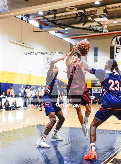 Thumbnail 1 in Thomas Jefferson Campus Vs Christ the King (City Is Mine HS Classic) photogallery.