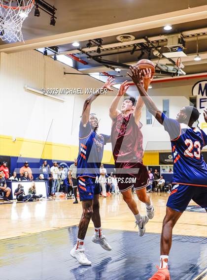 Thumbnail 2 in Thomas Jefferson Campus Vs Christ the King (City Is Mine HS Classic) photogallery.