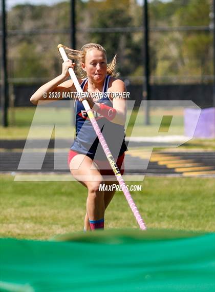 Thumbnail 2 in South Walton vs. Niceville (Seahawk Invitational) photogallery.