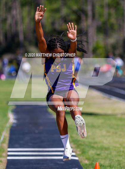 Thumbnail 1 in South Walton vs. Niceville (Seahawk Invitational) photogallery.