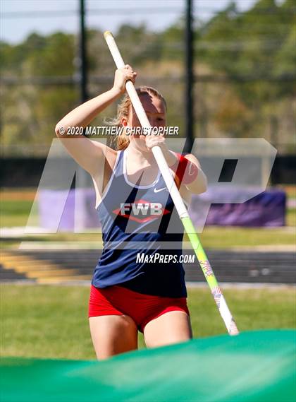 Thumbnail 2 in South Walton vs. Niceville (Seahawk Invitational) photogallery.