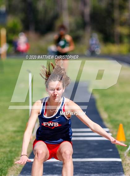 Thumbnail 3 in South Walton vs. Niceville (Seahawk Invitational) photogallery.