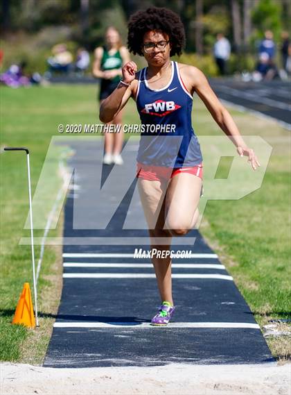 Thumbnail 2 in South Walton vs. Niceville (Seahawk Invitational) photogallery.