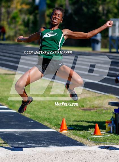 Thumbnail 3 in South Walton vs. Niceville (Seahawk Invitational) photogallery.