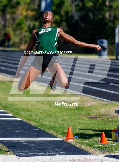 Thumbnail 1 in South Walton vs. Niceville (Seahawk Invitational) photogallery.