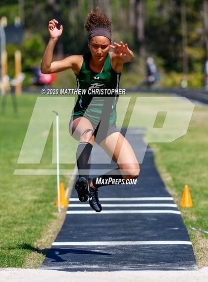 Thumbnail 2 in South Walton vs. Niceville (Seahawk Invitational) photogallery.