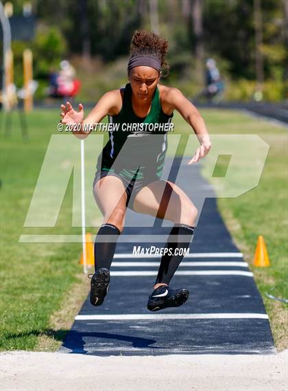 Thumbnail 1 in South Walton vs. Niceville (Seahawk Invitational) photogallery.