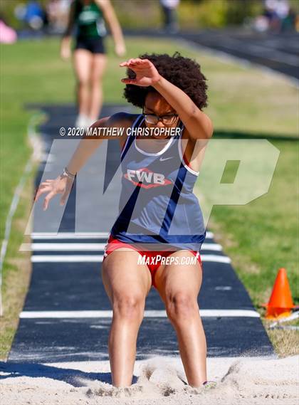 Thumbnail 1 in South Walton vs. Niceville (Seahawk Invitational) photogallery.