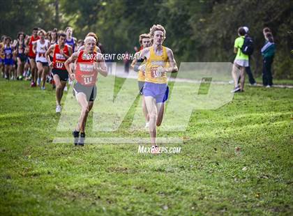 Thumbnail 1 in IHSAA Semi State Cross Country Boys Championships photogallery.