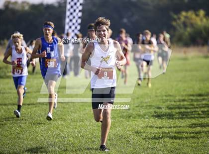Thumbnail 2 in IHSAA Semi State Cross Country Boys Championships photogallery.