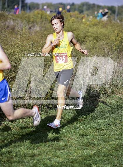 Thumbnail 3 in IHSAA Semi State Cross Country Boys Championships photogallery.