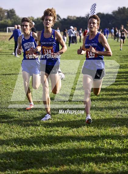 Thumbnail 3 in IHSAA Semi State Cross Country Boys Championships photogallery.