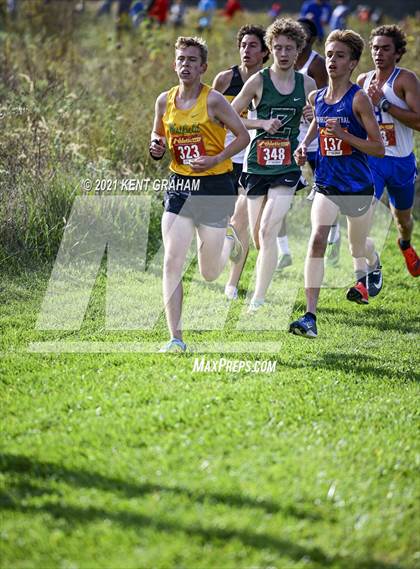 Thumbnail 3 in IHSAA Semi State Cross Country Boys Championships photogallery.
