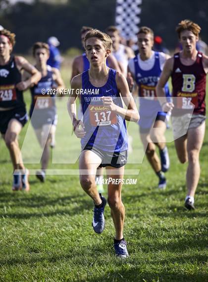 Thumbnail 3 in IHSAA Semi State Cross Country Boys Championships photogallery.