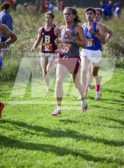 Thumbnail 1 in IHSAA Semi State Cross Country Boys Championships photogallery.