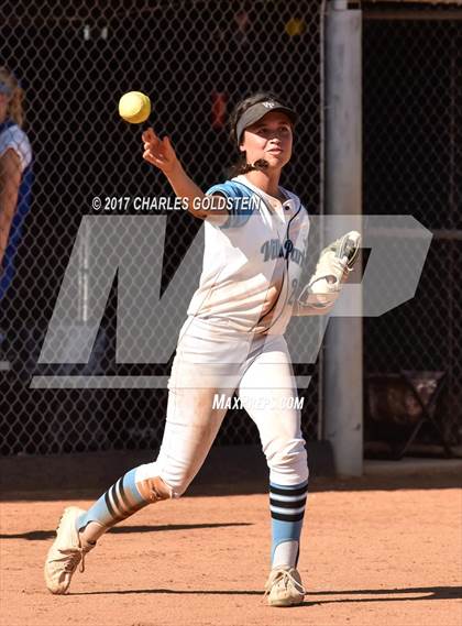 Thumbnail 1 in Villa Park vs. Agoura (CIF SS D2 Playoff) photogallery.