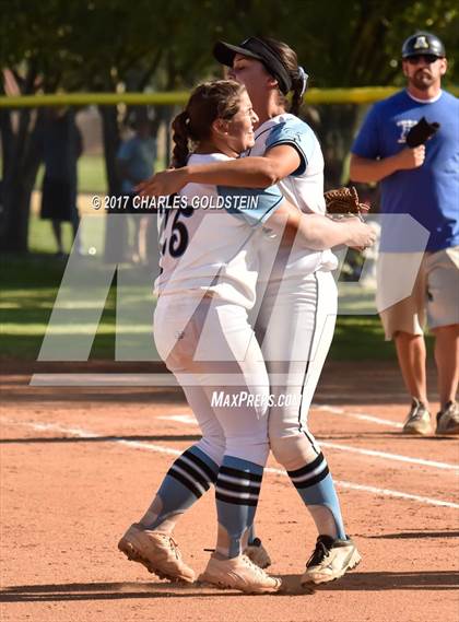 Thumbnail 1 in Villa Park vs. Agoura (CIF SS D2 Playoff) photogallery.