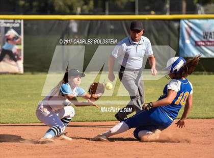 Thumbnail 1 in Villa Park vs. Agoura (CIF SS D2 Playoff) photogallery.