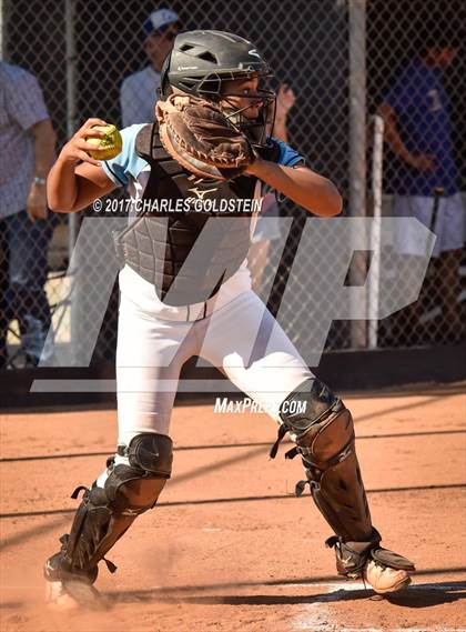 Thumbnail 2 in Villa Park vs. Agoura (CIF SS D2 Playoff) photogallery.