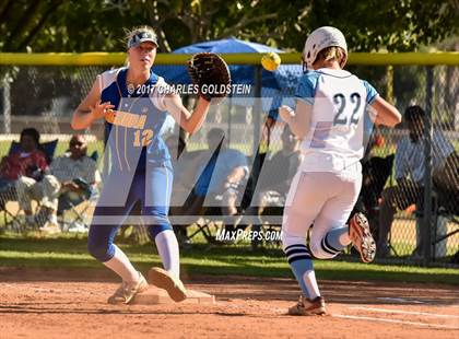 Thumbnail 3 in Villa Park vs. Agoura (CIF SS D2 Playoff) photogallery.