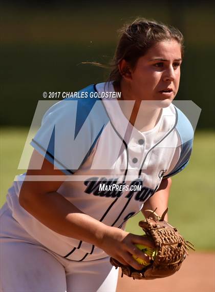 Thumbnail 2 in Villa Park vs. Agoura (CIF SS D2 Playoff) photogallery.