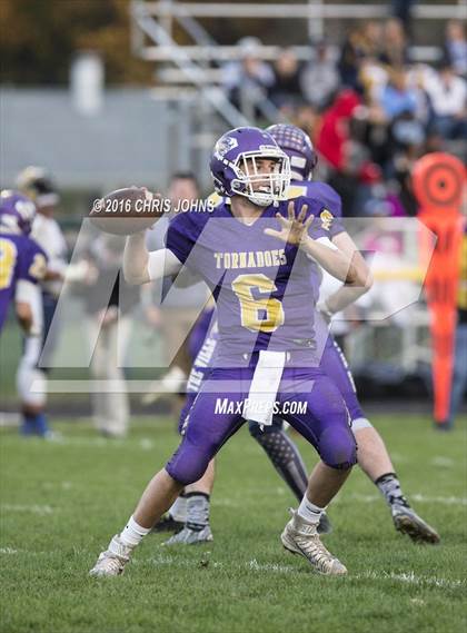 Thumbnail 2 in Althoff Catholic @ Taylorville photogallery.