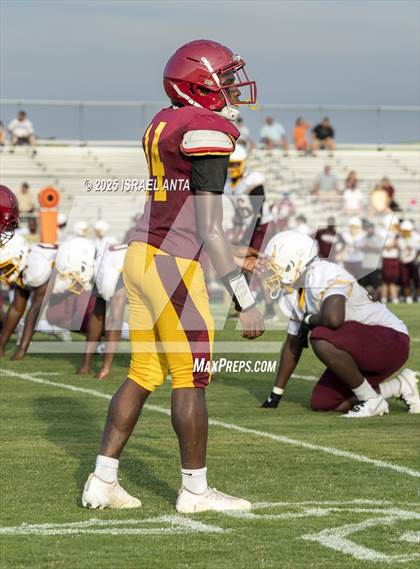 Thumbnail 1 in Lumberton vs Douglas Byrd (Jamboree) photogallery.
