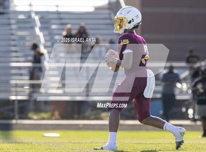 Thumbnail 3 in Lumberton vs Douglas Byrd (Jamboree) photogallery.