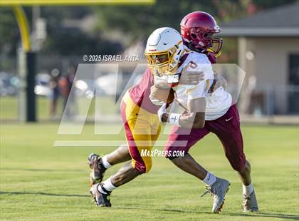 Thumbnail 2 in Lumberton vs Douglas Byrd (Jamboree) photogallery.