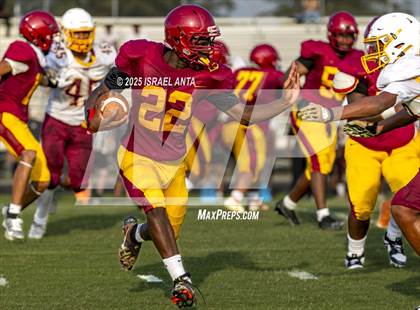 Thumbnail 3 in Lumberton vs Douglas Byrd (Jamboree) photogallery.