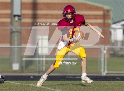 Thumbnail 3 in Lumberton vs Douglas Byrd (Jamboree) photogallery.