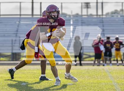 Thumbnail 3 in Lumberton vs Douglas Byrd (Jamboree) photogallery.