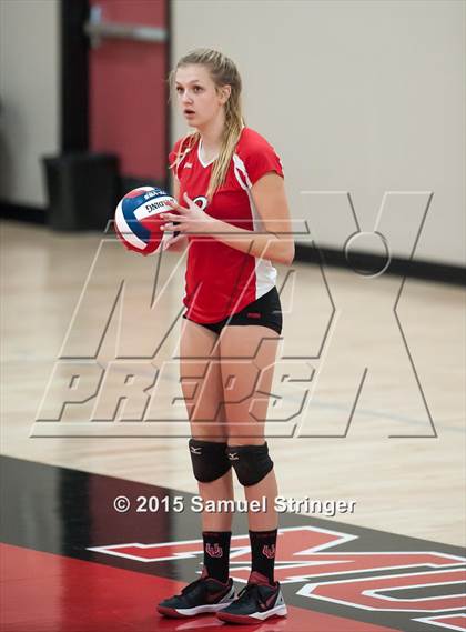 Thumbnail 3 in Monte Vista vs. San Leandro (CIF NCS D1 Quarterfinal) photogallery.